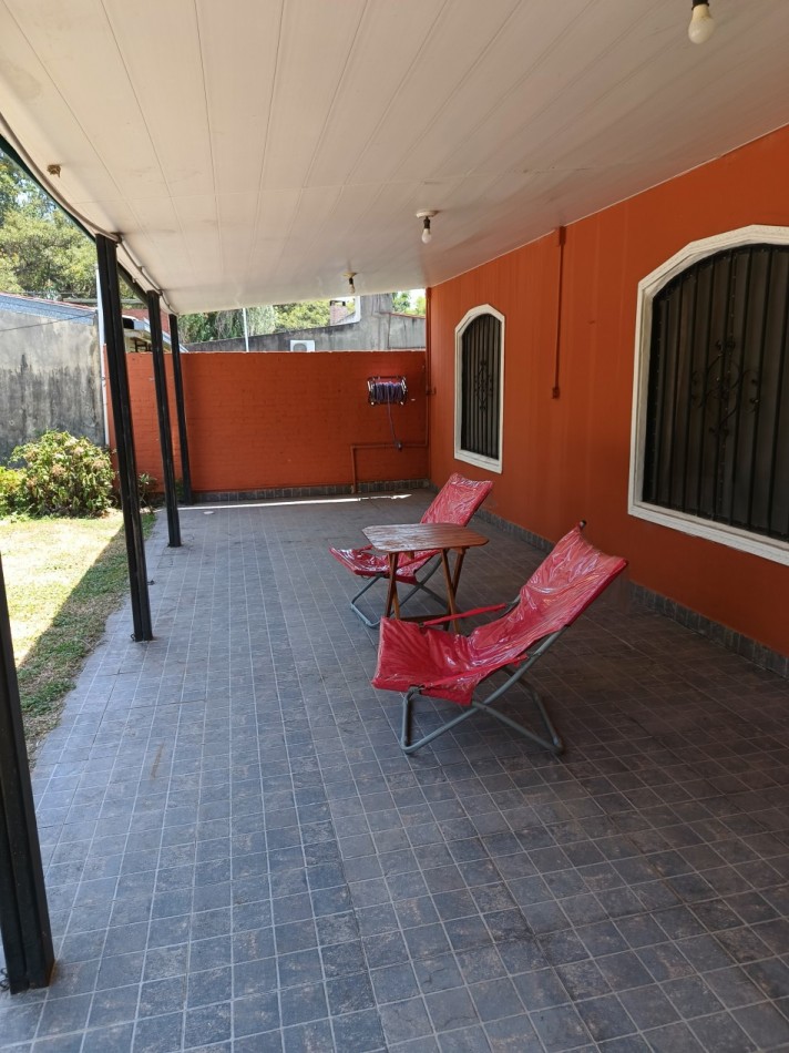 Casa Quinta sobre calle Santa Rosa en Arroyo Leyes