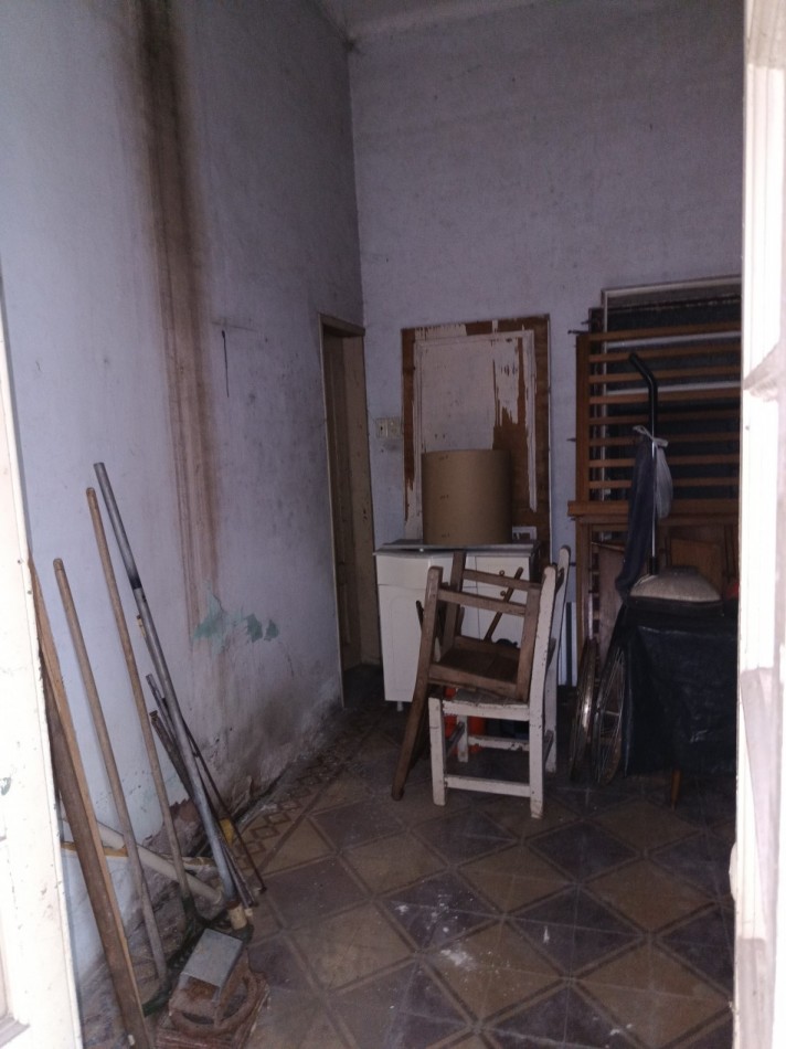 Alvear al 5300 casa en venta para refaccionar o demoler